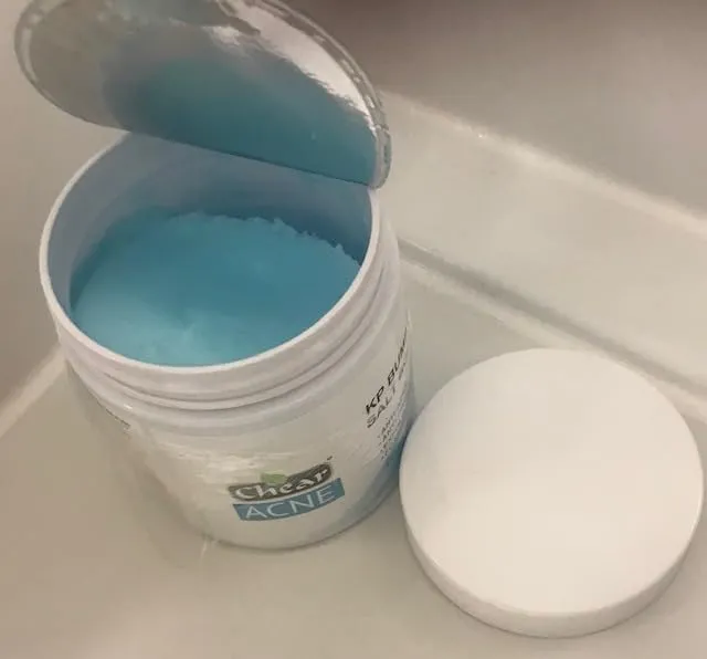 Chear Acne K.P Bump Eraser Salt Body Scrub 300g