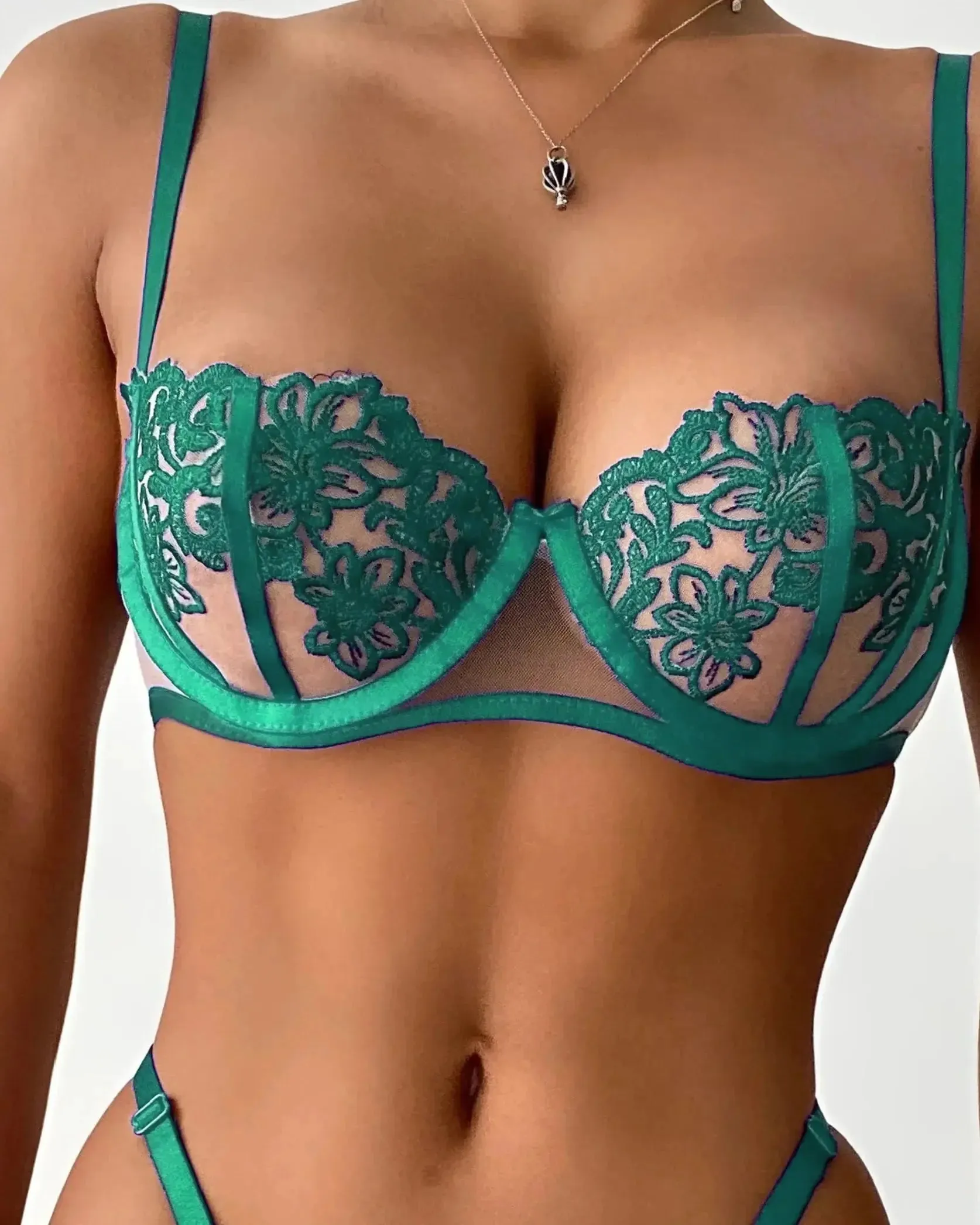 Guan Cobalt Lace Thong Bra Set
