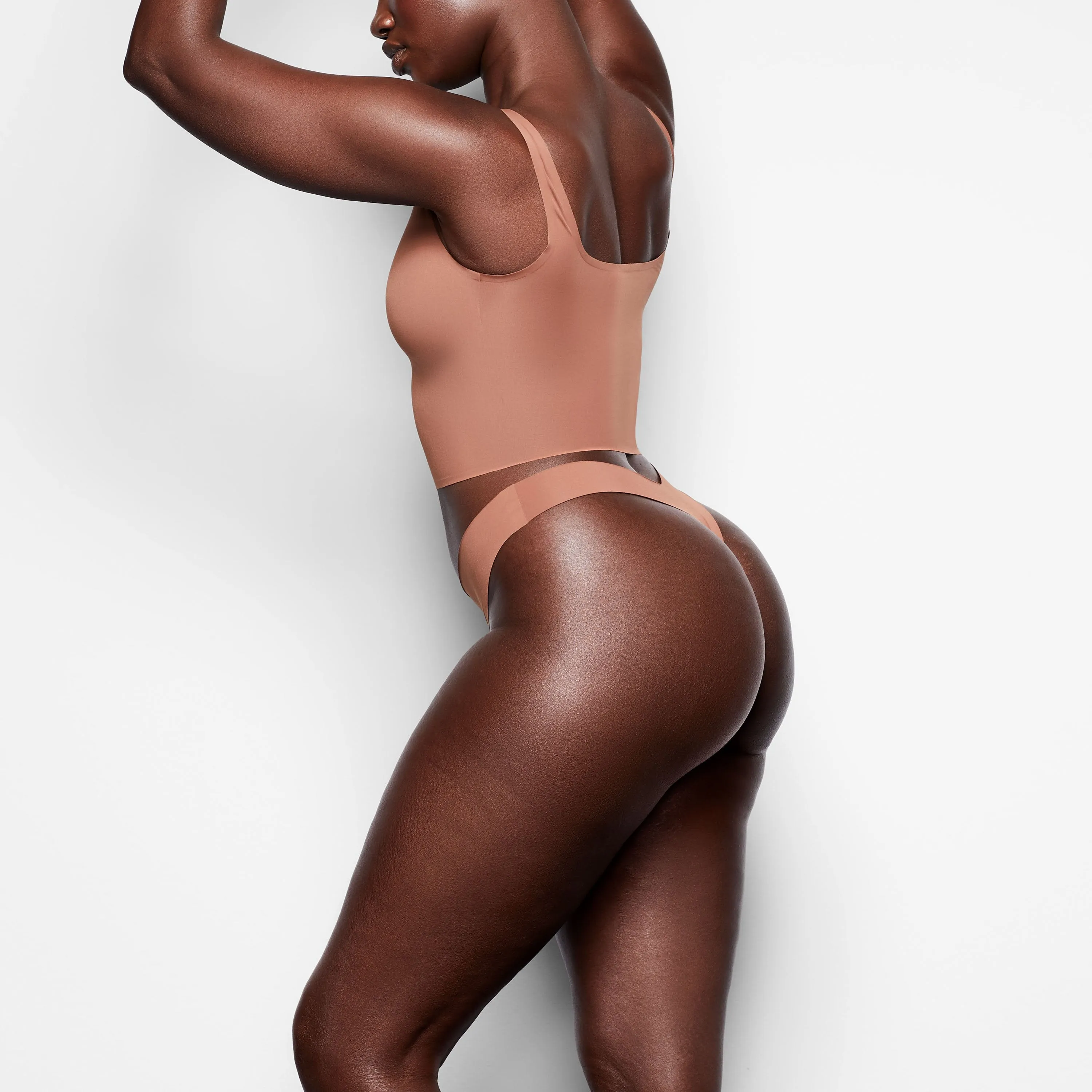 SMOOTH ESSENTIALS DIPPED THONG | JASPER