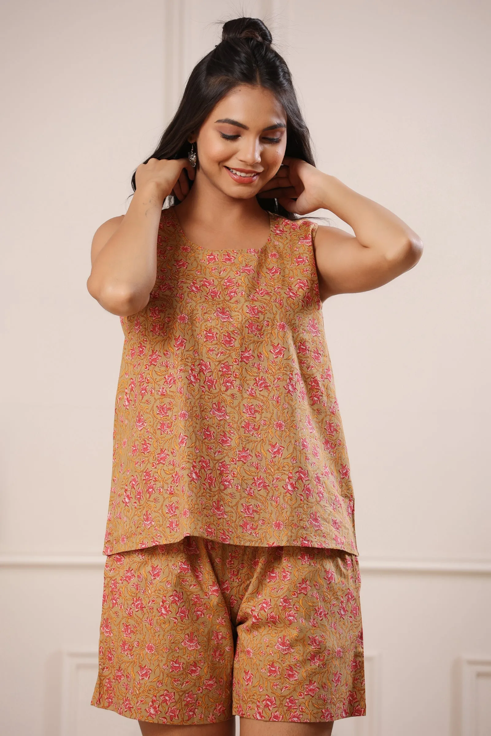 Sukoon Tulip Vine Mustard Cotton Short Night Suit Set